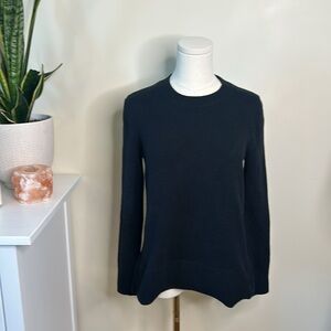 Banana Republic Black Crew Sweater Small